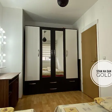 Stan Na Dan “gold” Apartment Pale